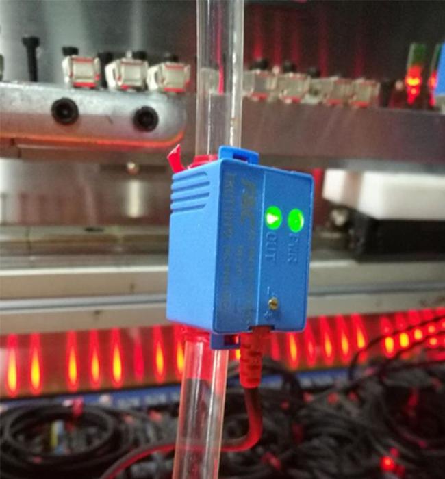 Plastic Detector 24V DC 3 Wires Capacitive Proximity Sensor for 26mm