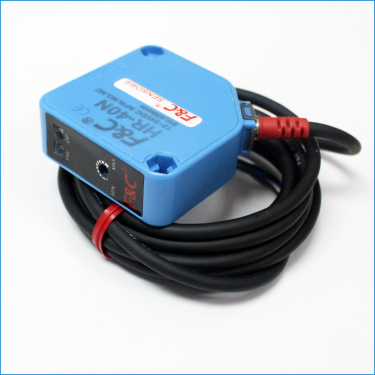 12Volt 4 Wire Reflective Photoelectric Sensors Switch PNP Diffuse Square Sensor