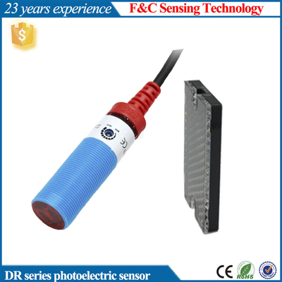 Retro-Reflective M18 Cylindrical Photoelectric Sensors Reflector NPN Type 2M Sensing Switch