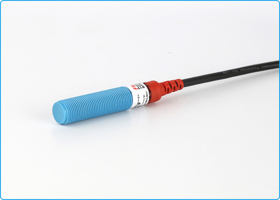 PNP NO Capacitive Proximity Sensor  M12 5mm Adjustable Sensing Distance Cylindrcial Switch