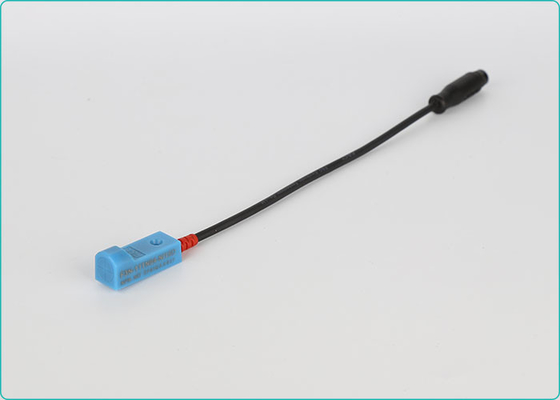 Square Type 2mm Vertical Sense Inductive Proximity Sensor Metal Detector Sensor