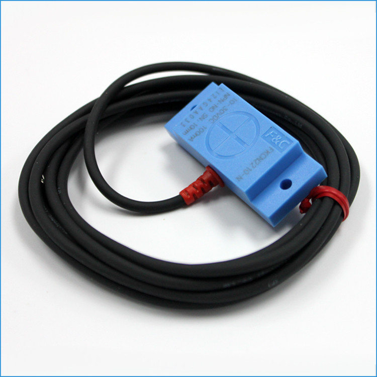 10mm Sensing Flat Capacitive Sensor Switch  DC 12V Non-metal Detector Sensor