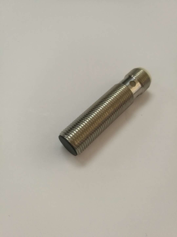 12V Dc Flush M12 Plug Type Proximity Switch 2mm or 4mm Sensing Inductive Sensor